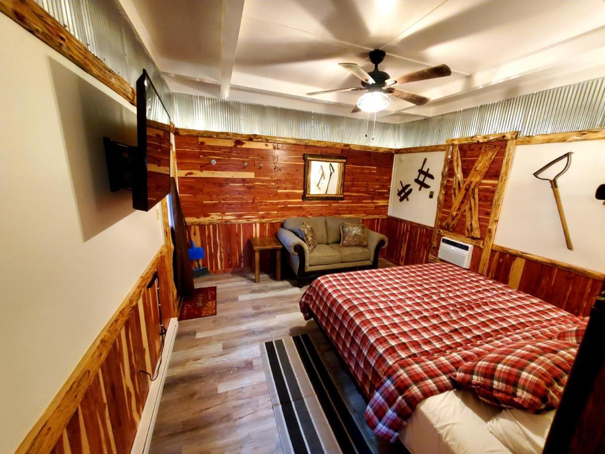 Log Cabin Inn Eureka Springs Eksteriør bilde