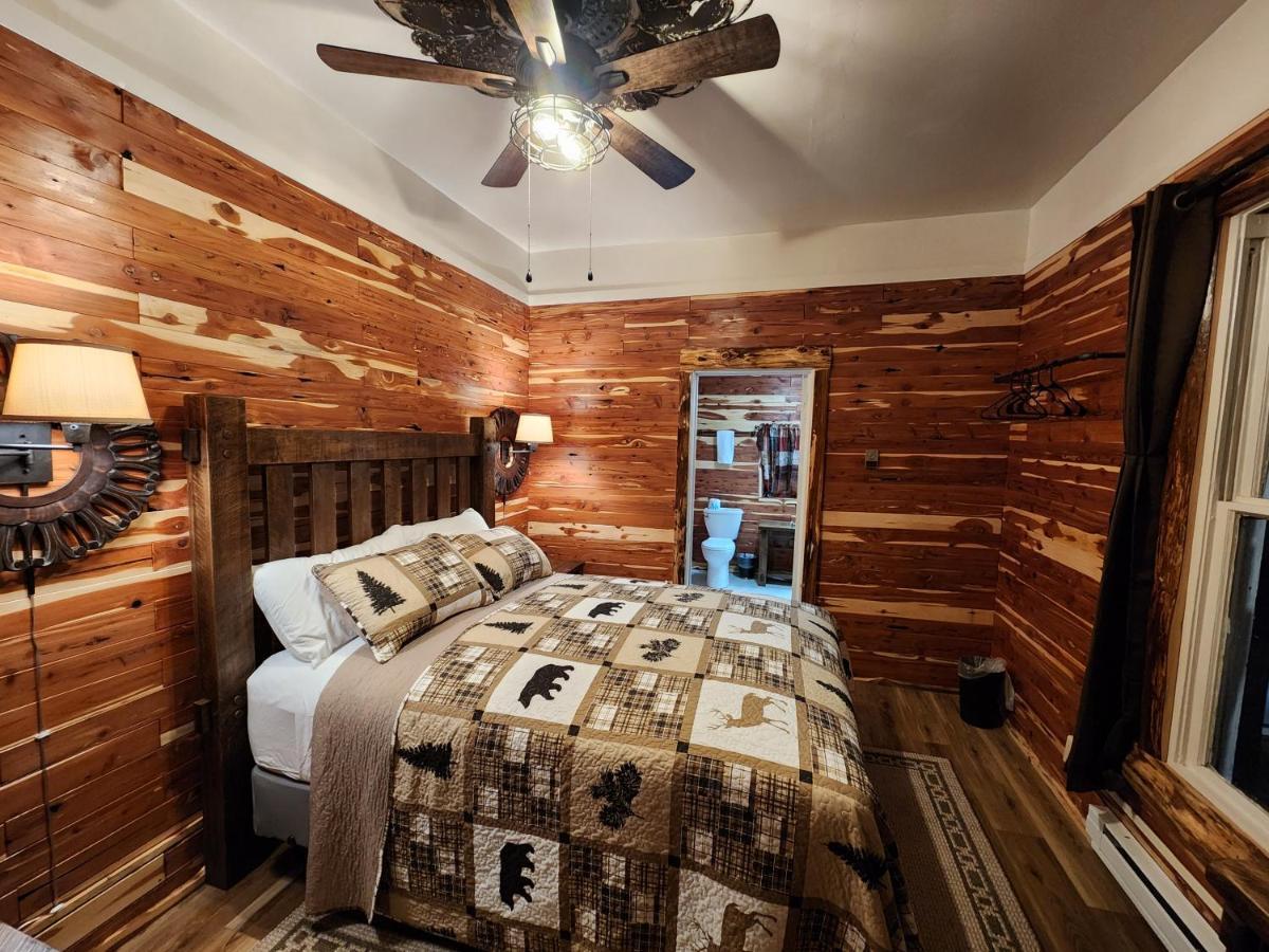 Log Cabin Inn Eureka Springs Eksteriør bilde