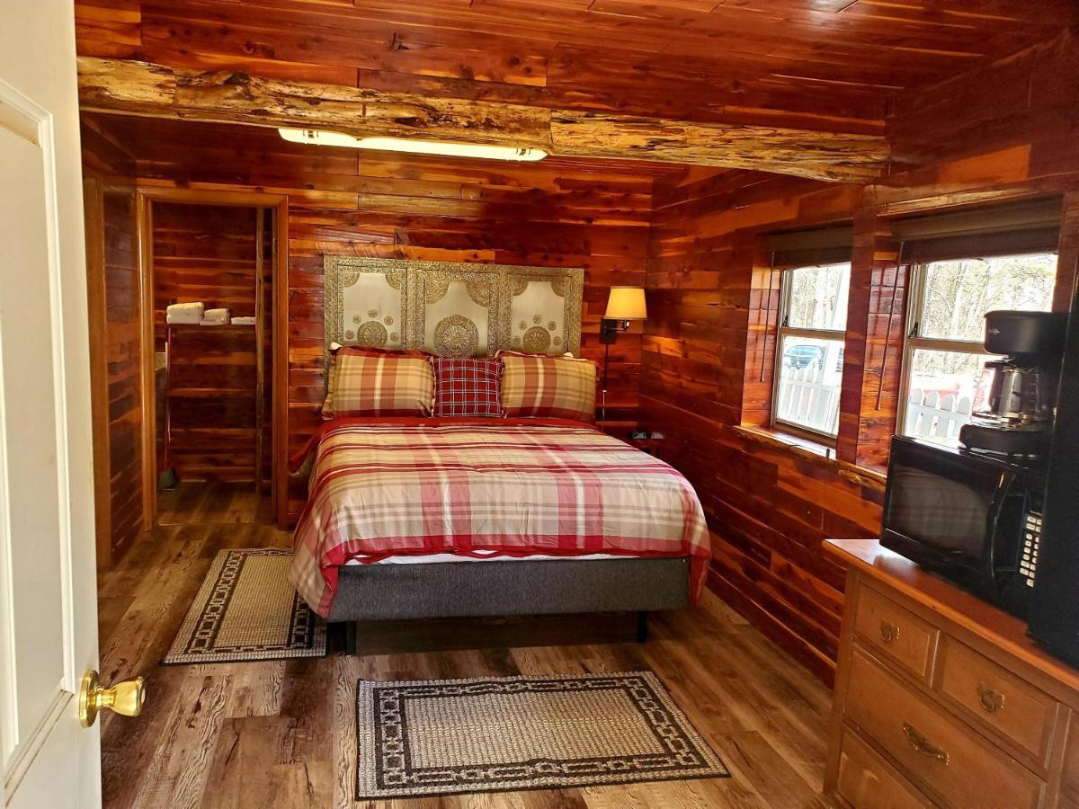 Log Cabin Inn Eureka Springs Eksteriør bilde